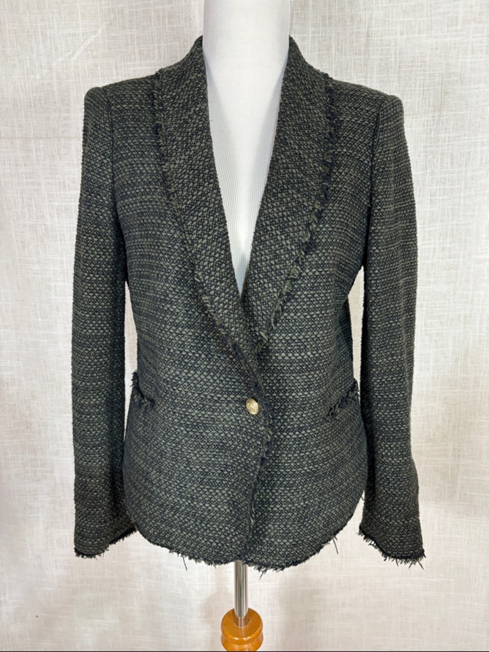 Zara Woman thick woven green and black blazer with gold buttons!